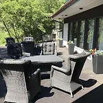 & Restaurang Hotelli 3*