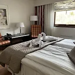 & Restaurang 호텔 3*