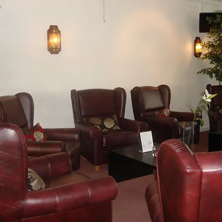 & Restaurang מלון 3*