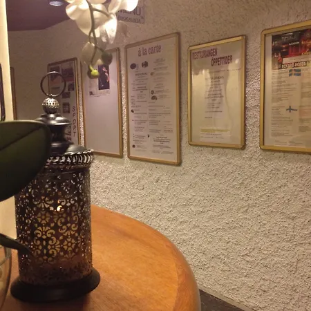 & Restaurang מלון אקרו