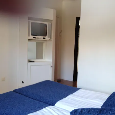 & Restaurang 3*