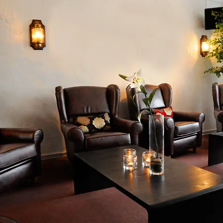 מלון & Restaurang 3*