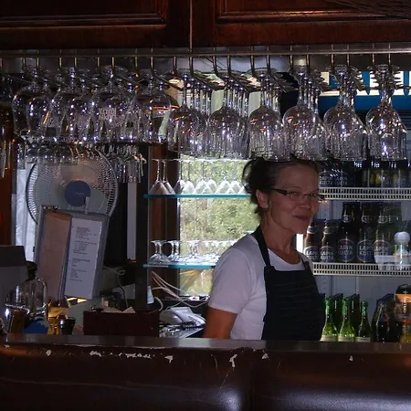 & Restaurang מלון 3*