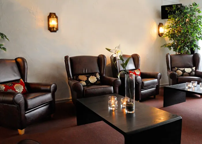 מלון & Restaurang 3*