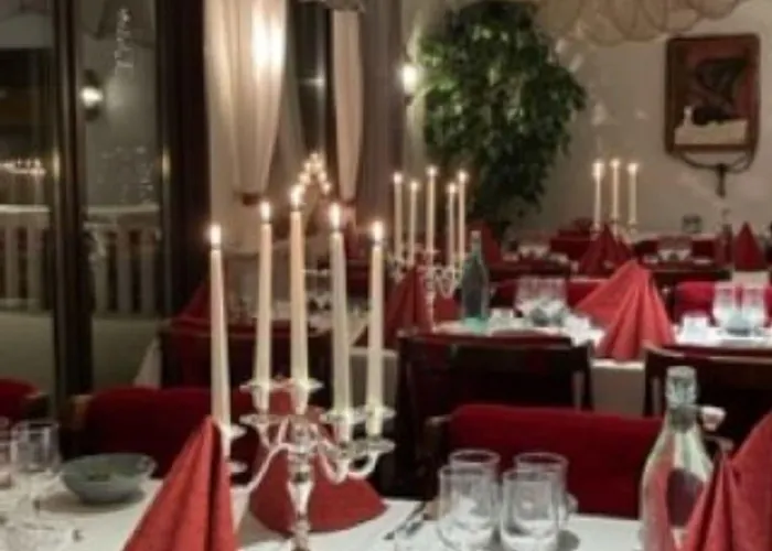 & Restaurang מלון אקרו