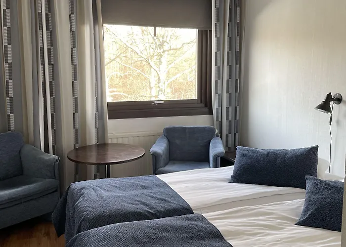 & Restaurang אקרו