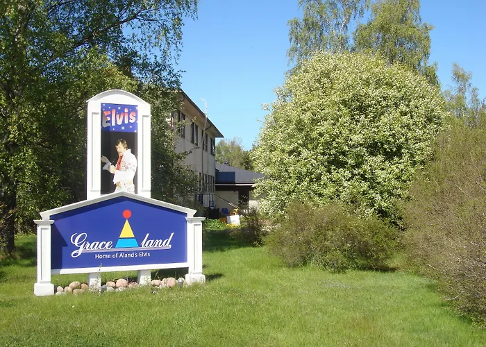 & Restaurang מלון אקרו